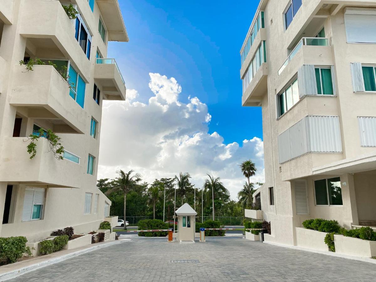 Apartment On The Beach With Terrace Ocean View, Brisas Cancun 01 By Beach & Ocean Apartments Bagian luar foto