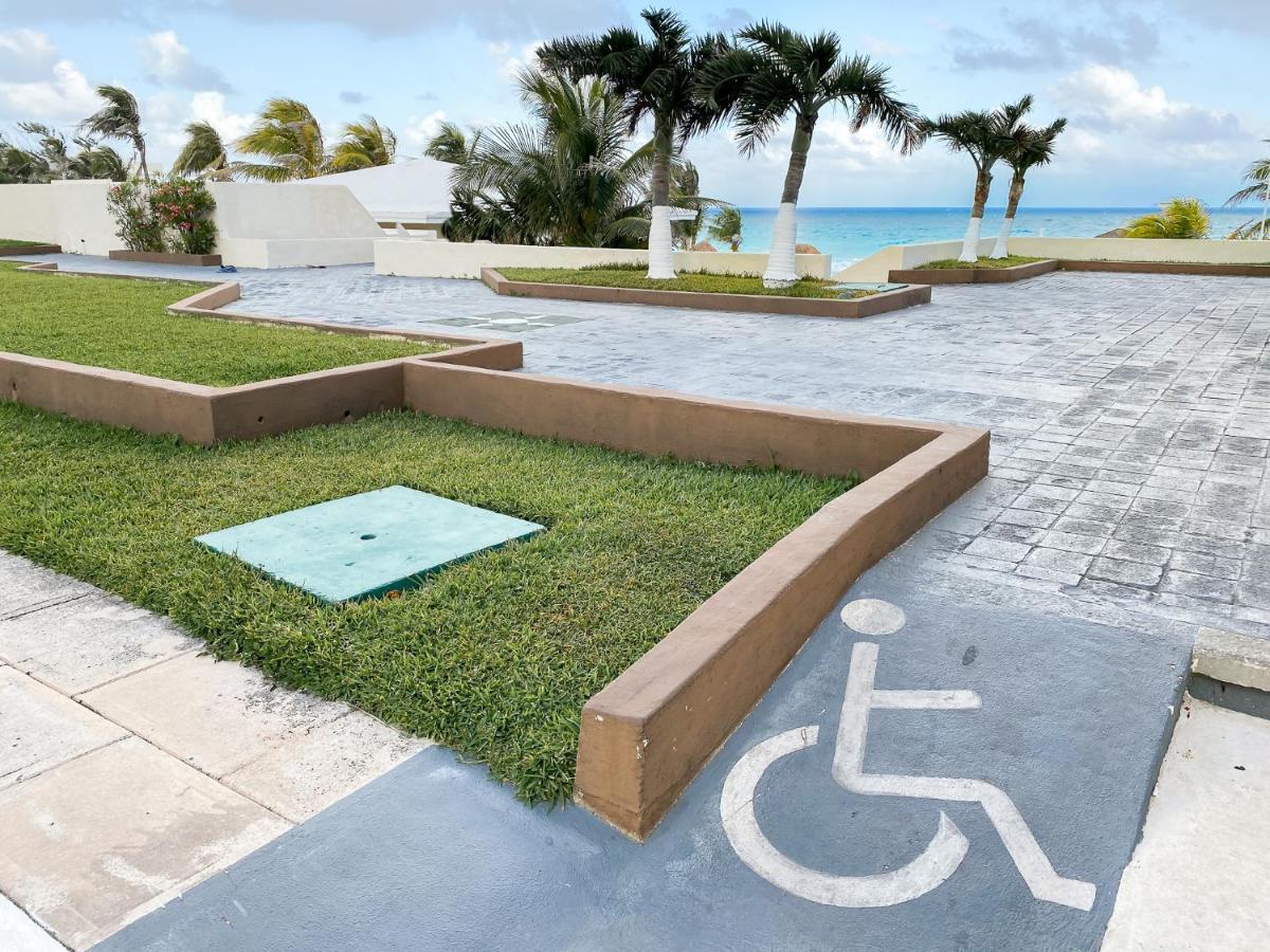 Apartment On The Beach With Terrace Ocean View, Brisas Cancun 01 By Beach & Ocean Apartments Bagian luar foto