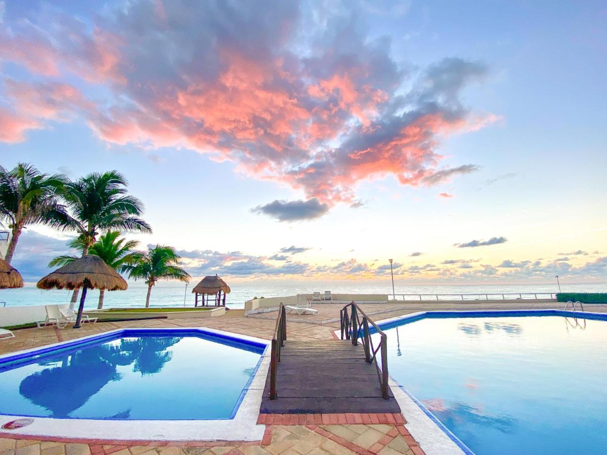 Apartment On The Beach With Terrace Ocean View, Brisas Cancun 01 By Beach & Ocean Apartments Bagian luar foto