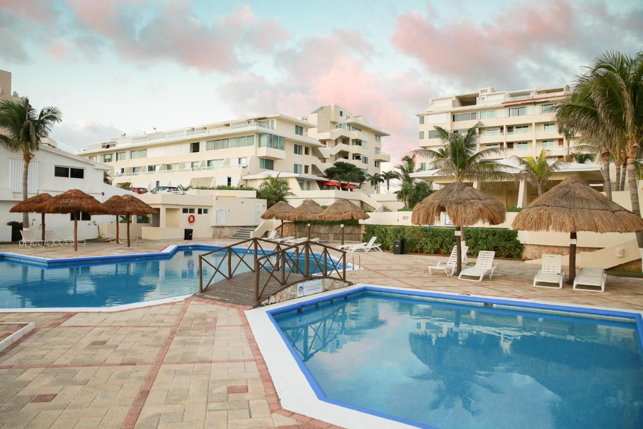 Apartment On The Beach With Terrace Ocean View, Brisas Cancun 01 By Beach & Ocean Apartments Bagian luar foto