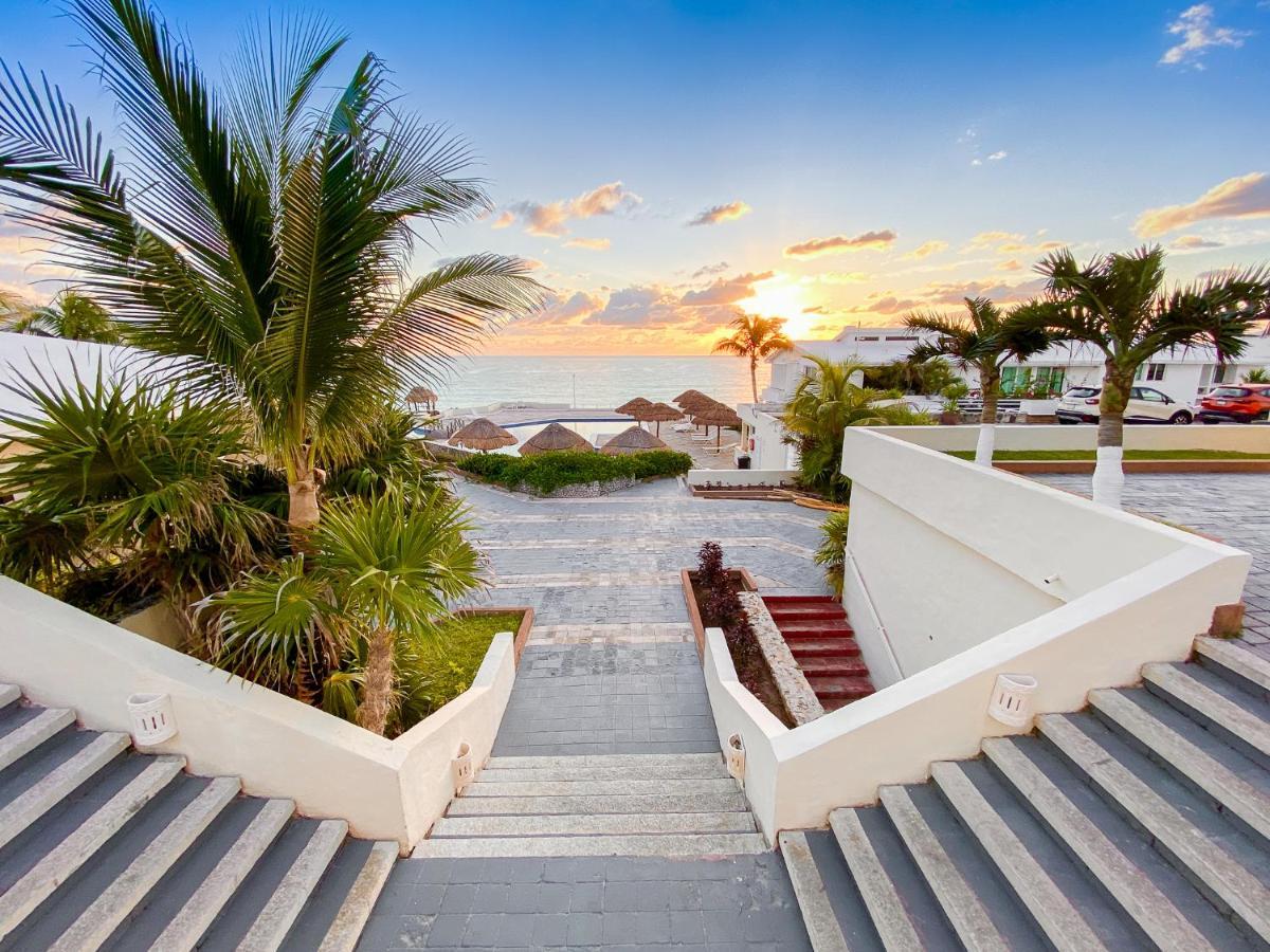 Apartment On The Beach With Terrace Ocean View, Brisas Cancun 01 By Beach & Ocean Apartments Bagian luar foto